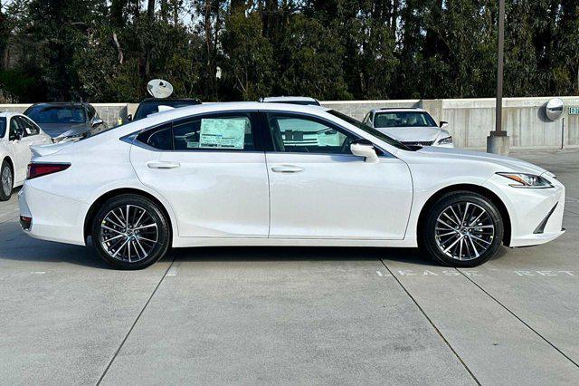 used 2024 Lexus ES 300h car, priced at $44,997