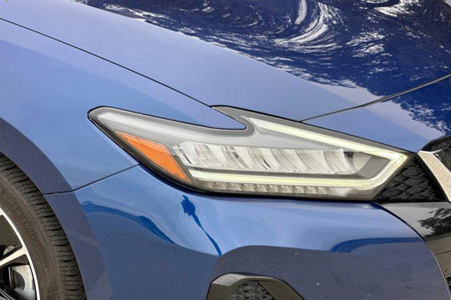 used 2023 Nissan Maxima car, priced at $18,886