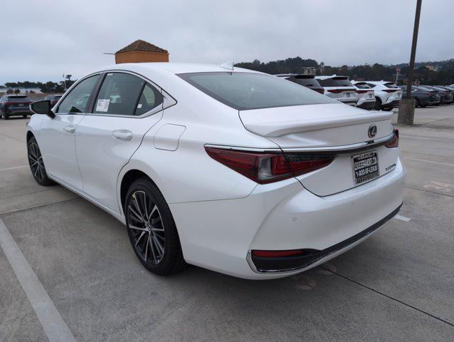 new 2025 Lexus ES 300h car, priced at $50,179