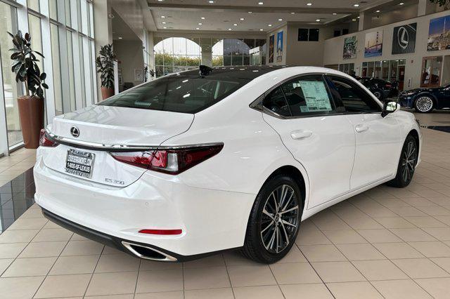 new 2025 Lexus ES 350 car, priced at $50,144