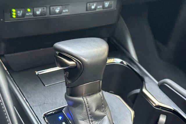 used 2025 Lexus ES 300h car, priced at $43,798