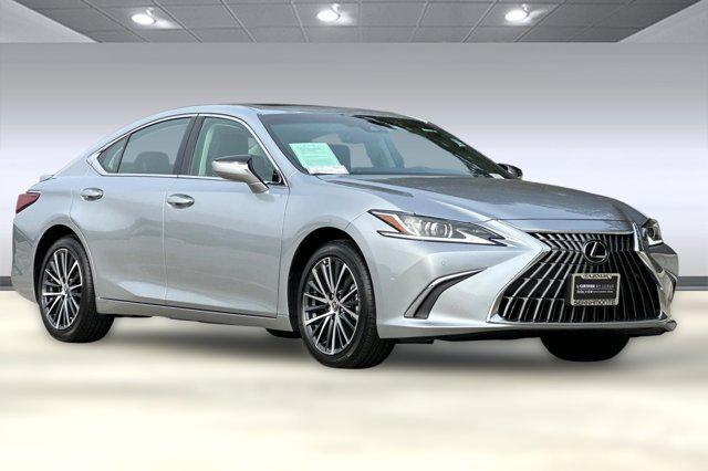 used 2025 Lexus ES 300h car, priced at $43,798