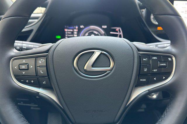 used 2025 Lexus ES 300h car, priced at $43,798
