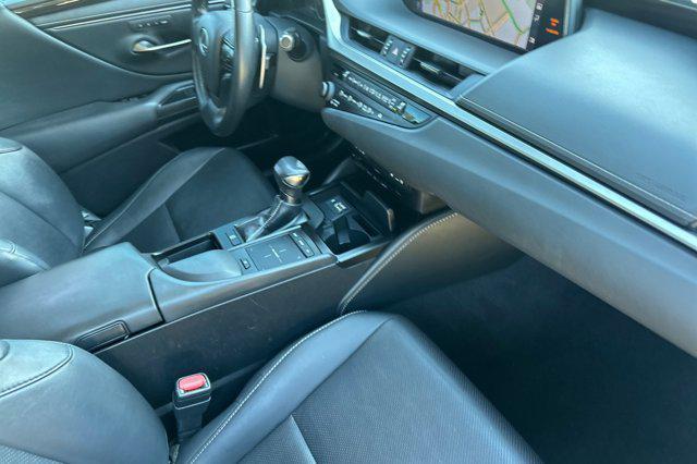 used 2019 Lexus ES 350 car, priced at $22,996