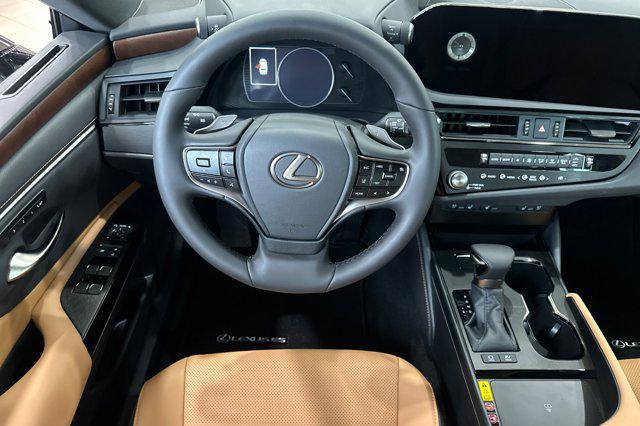 new 2025 Lexus ES 300h car, priced at $47,901