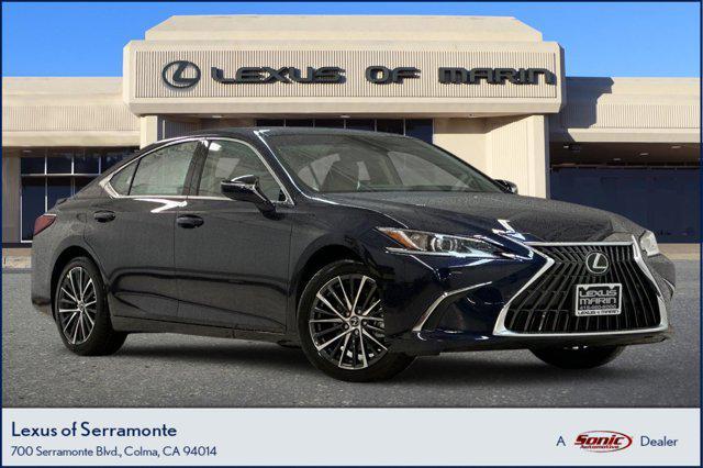 new 2025 Lexus ES 300h car, priced at $49,461