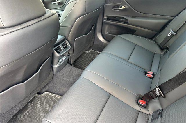 new 2025 Lexus ES 300h car, priced at $49,079