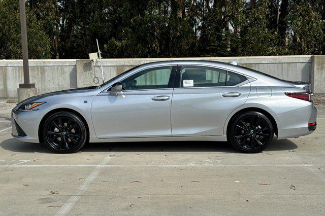 new 2025 Lexus ES 300h car, priced at $49,079