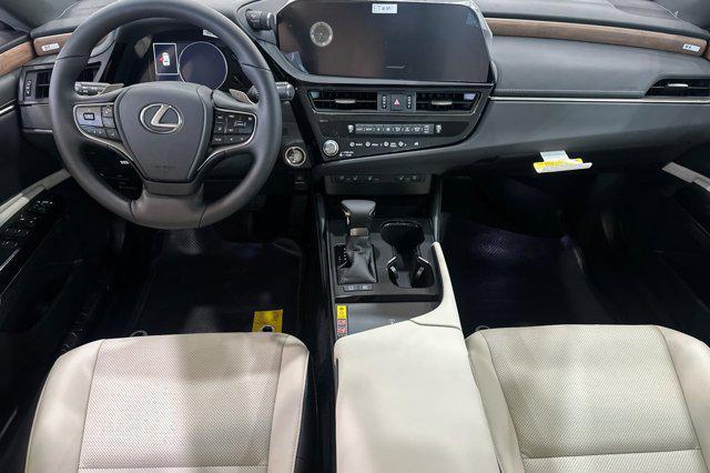 new 2025 Lexus ES 300h car, priced at $48,021