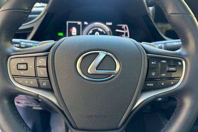used 2025 Lexus ES 300h car, priced at $44,388