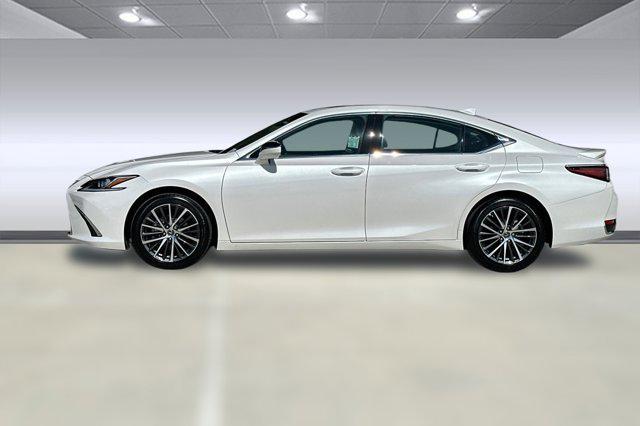 used 2025 Lexus ES 300h car, priced at $44,388