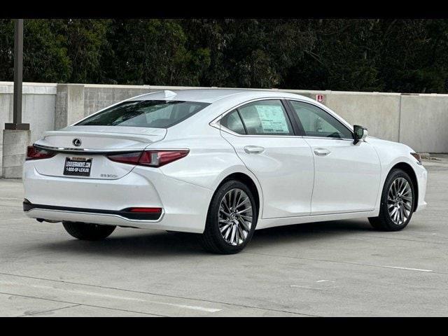 new 2024 Lexus ES 300h car, priced at $54,451