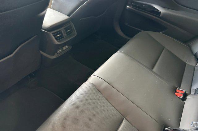 new 2025 Lexus ES 350 car, priced at $50,444