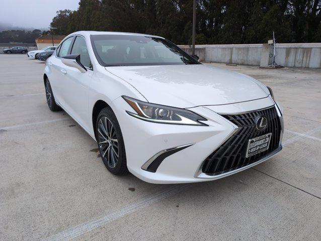 new 2025 Lexus ES 300h car, priced at $49,899