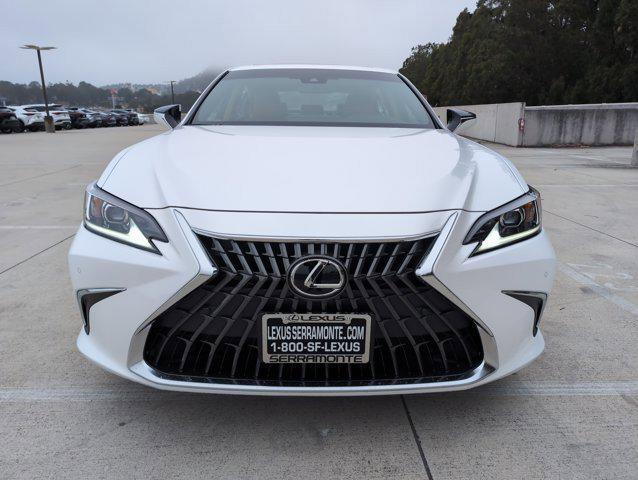 new 2025 Lexus ES 300h car, priced at $47,899