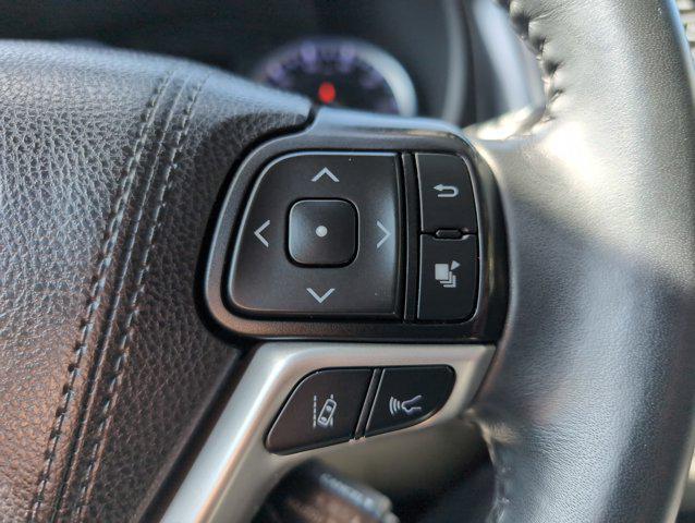 used 2019 Toyota Highlander car, priced at $28,888