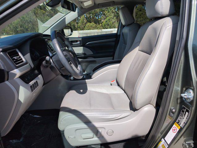 used 2019 Toyota Highlander car, priced at $28,888