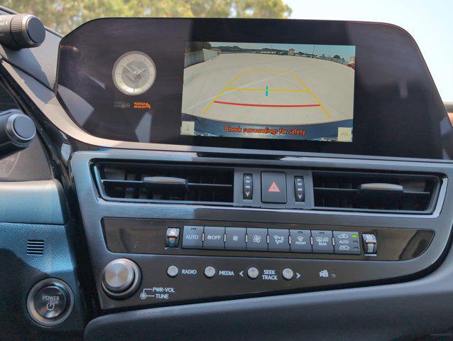 new 2025 Lexus ES 300h car, priced at $49,495
