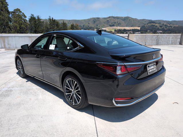 new 2025 Lexus ES 300h car, priced at $49,495