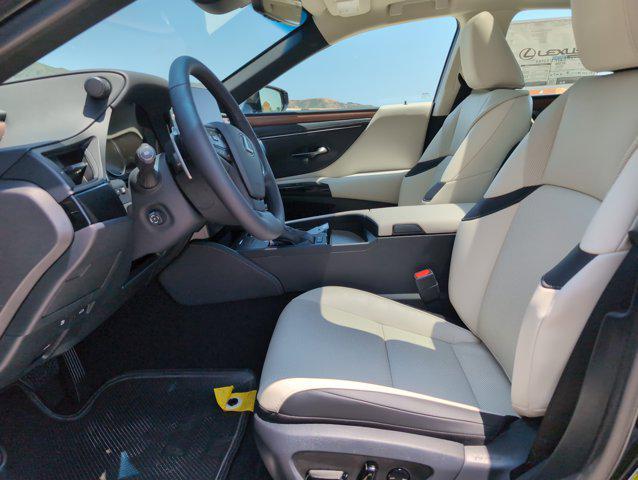 new 2025 Lexus ES 300h car, priced at $49,495