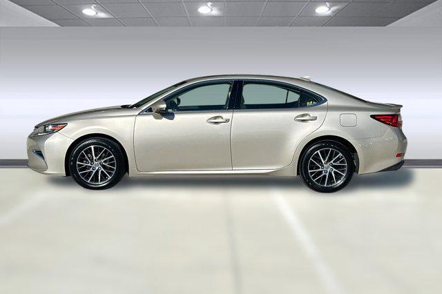 used 2016 Lexus ES 350 car, priced at $22,397