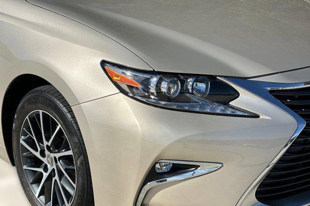 used 2016 Lexus ES 350 car, priced at $22,397