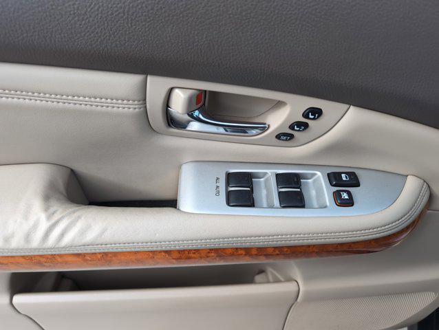 used 2004 Lexus RX 330 car, priced at $7,999