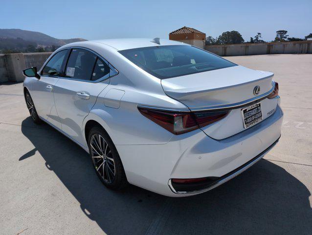 new 2025 Lexus ES 300h car, priced at $47,314