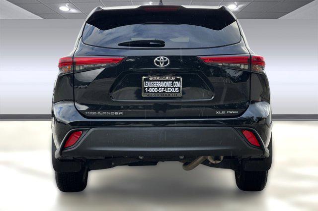 used 2022 Toyota Highlander car, priced at $31,697
