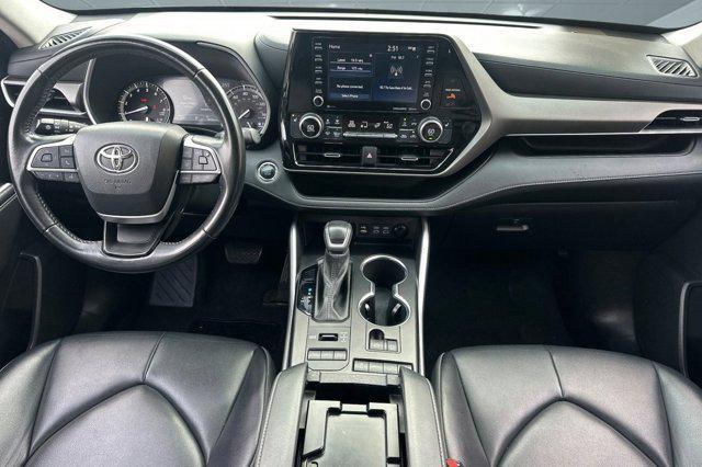 used 2022 Toyota Highlander car, priced at $31,697