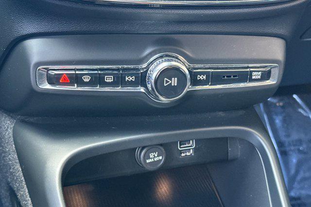 used 2021 Volvo XC40 car, priced at $18,997