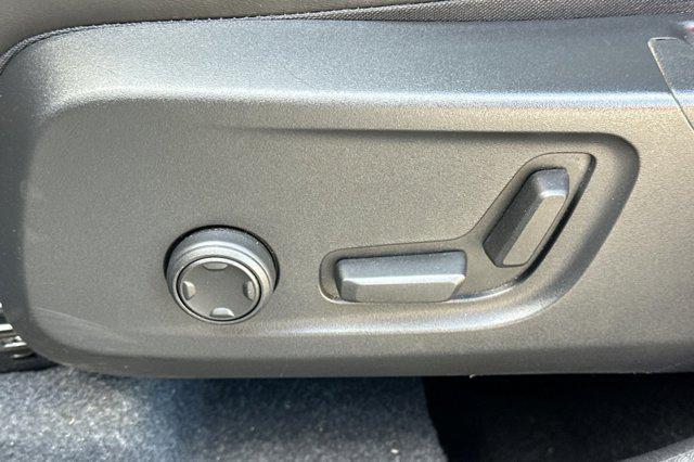 used 2021 Volvo XC40 car, priced at $19,999