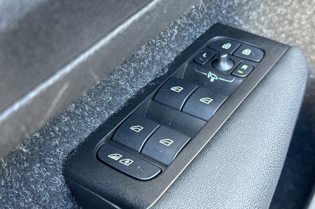used 2021 Volvo XC40 car, priced at $19,999