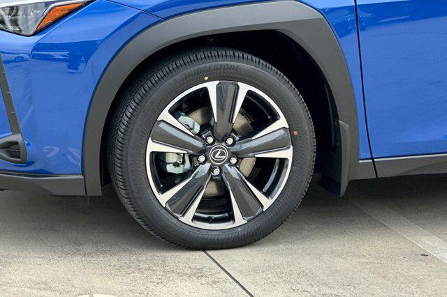 new 2025 Lexus UX 300h car, priced at $40,854