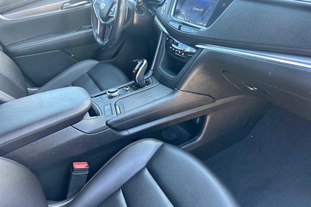 used 2020 Cadillac XT5 car, priced at $22,887