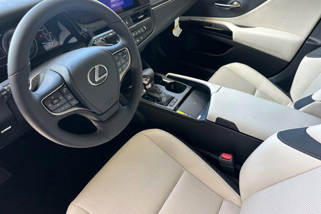 new 2025 Lexus ES 300h car, priced at $47,884