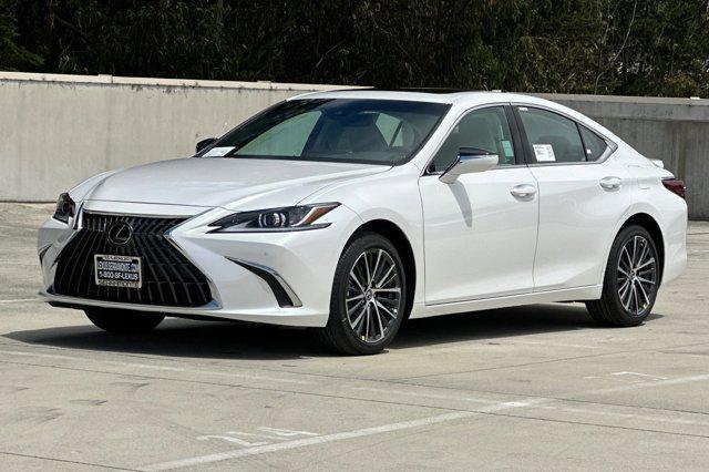 new 2025 Lexus ES 300h car, priced at $47,884