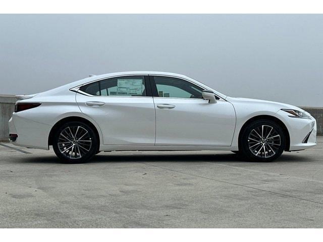 new 2024 Lexus ES 300h car, priced at $47,531