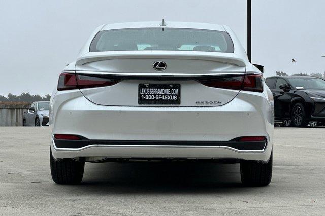 new 2024 Lexus ES 300h car, priced at $48,313