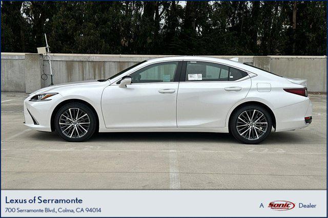 new 2025 Lexus ES 300h car, priced at $51,411