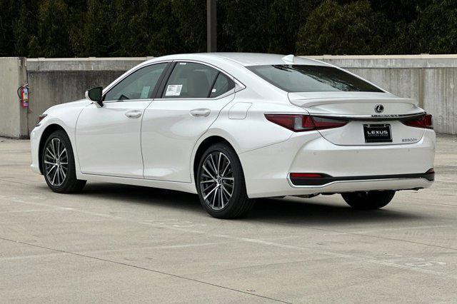 new 2025 Lexus ES 300h car, priced at $51,411