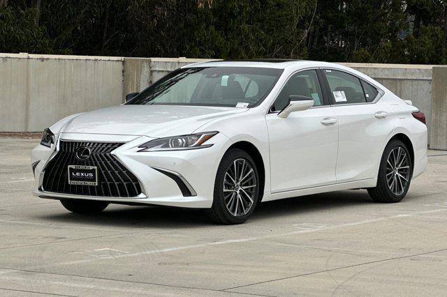 new 2025 Lexus ES 300h car, priced at $51,411