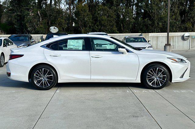 used 2024 Lexus ES 300h car, priced at $43,888