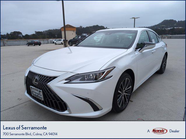 new 2025 Lexus ES 300h car, priced at $48,894