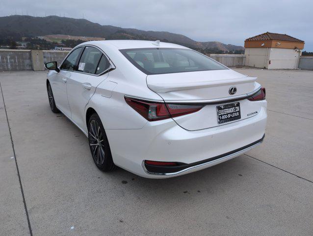 new 2025 Lexus ES 300h car, priced at $48,894