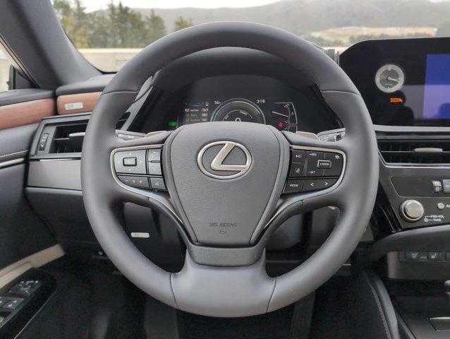 new 2025 Lexus ES 300h car, priced at $48,894