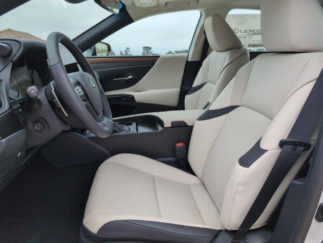 new 2025 Lexus ES 300h car, priced at $48,894
