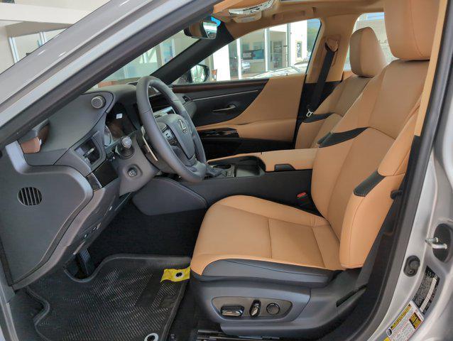 new 2025 Lexus ES 300h car, priced at $51,242