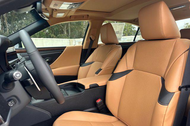new 2025 Lexus ES 350 car, priced at $48,250