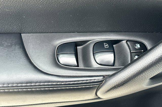 used 2020 Nissan Rogue Sport car, priced at $12,998